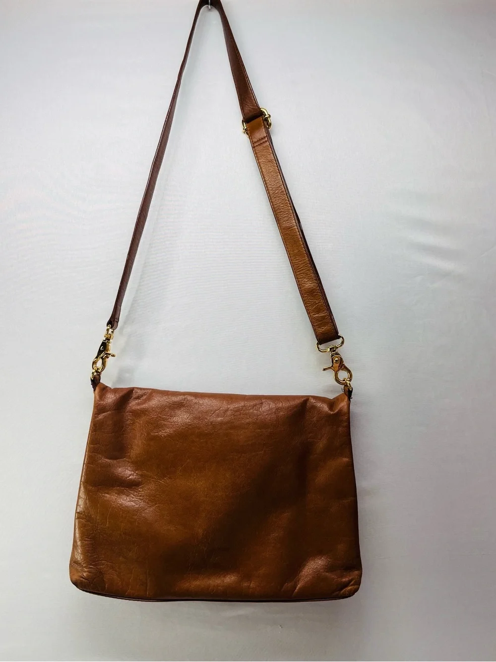 Tory Burch Caramel Brown Leather Shoulder Bag with Gold Logo